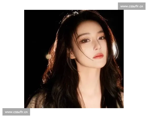 张馨予以独特气质诠释女性力量展现多面人生魅力与时尚风采